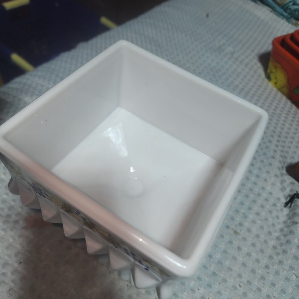 VINTAGE WESTMORELAND MILK GLASS LIDDED WEDDING BOX CANDY PEDESTAL DISH 1950 - Picture 4 of 10